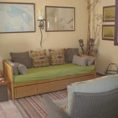 In San Teodoro 40030 Apartamento *